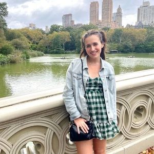 Meet your Posher, Natalie